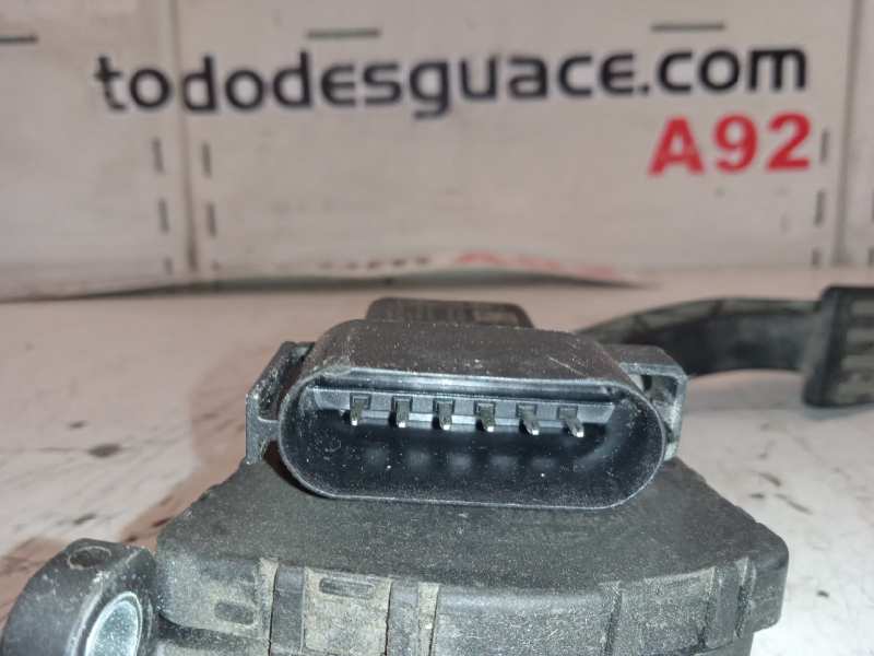 PEDAL ACELERADOR foto 3