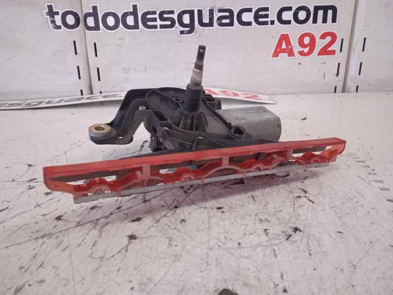 LUZ CENTRAL DE FRENO MERCEDES CLASE A (W169) A 160 BE Red & Black (169.331)   |   06.09 - ...