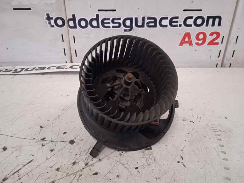 VENTILADOR CALEFACCION SEAT LEON (1P1) *   |   0.05 - ...