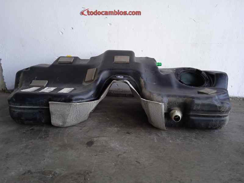 DEPOSITO COMBUSTIBLE JAGUAR XE Portfolio   |   10.14 - 12.18