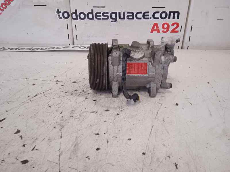 COMPRESOR AIRE ACONDICIONADO MERCEDES ATEGO 4-CILINDROS 4X2/BM 970/2/5/6 712    (4X2)  OM 904 LA L (Largo)   |   09.97 - 12.04