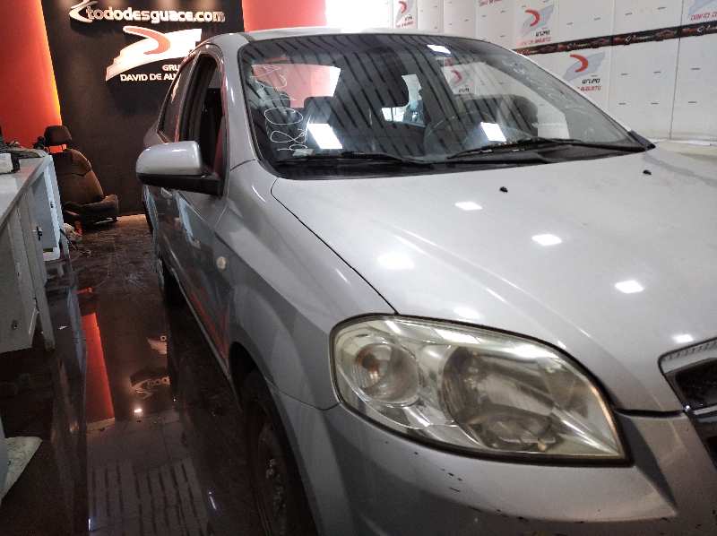 CHEVROLET AVEO LS   |   04.08 - 12.10 foto 3