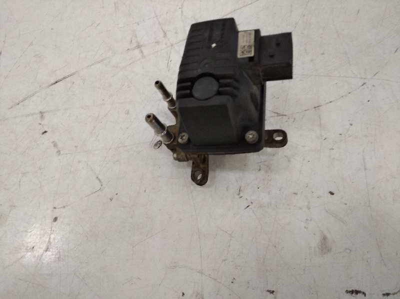 BOMBA ADBLUE MERCEDES-BENZ ANTOS BM 963.XXX 2-ACHSER 18XX 4x2 OM470 SZM M ClassicSpace