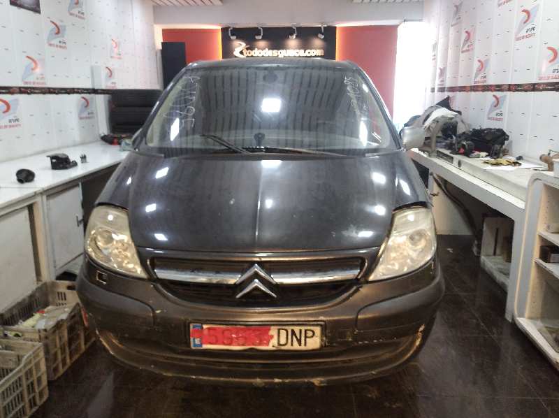 CITROEN C8 2.2 HDi Exclusive   |   02.04 - 12.06