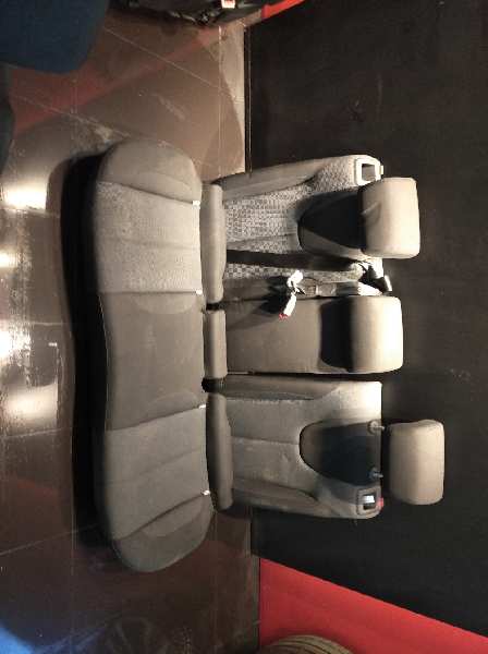 CONJUNTO ASIENTOS COMPLETO SEAT LEON (1P1) *   |   0.05 - ...