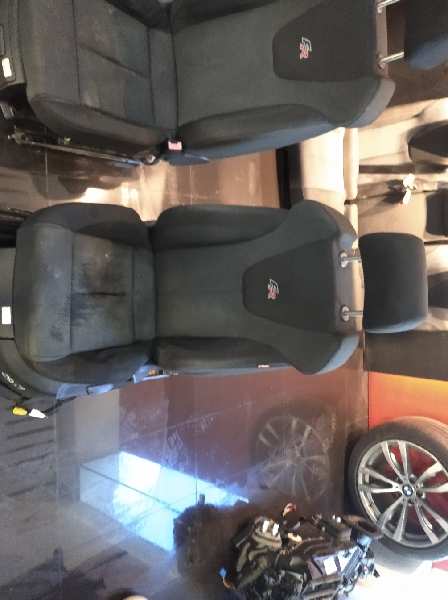 CONJUNTO ASIENTOS COMPLETO SEAT LEON (1P1) *   |   0.05 - ...