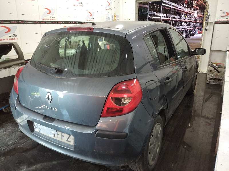 RENAULT CLIO III 20 Aniversario   |   03.10 - 12.11 foto 4