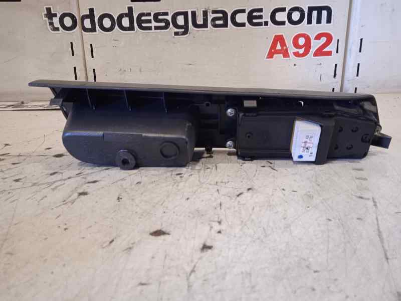 MANDO ELEVALUNAS DELANTERO IZQUIERDO foto 3