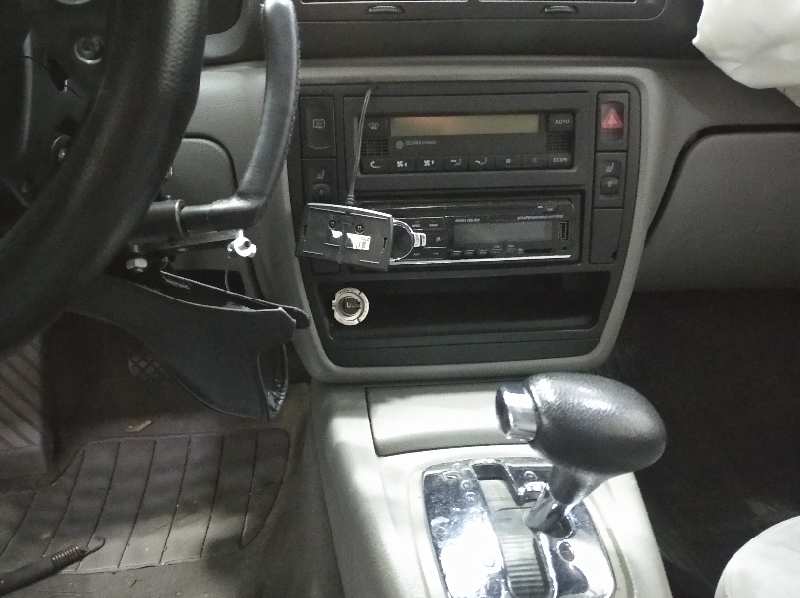 VOLKSWAGEN PASSAT VARIANT (3B6) Básico   |   0.00 - ... foto 8