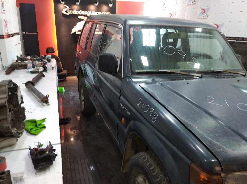 MITSUBISHI MONTERO (V20/V40) 2800 TD GL (4-ptas.)   |   03.95 - ... foto 3