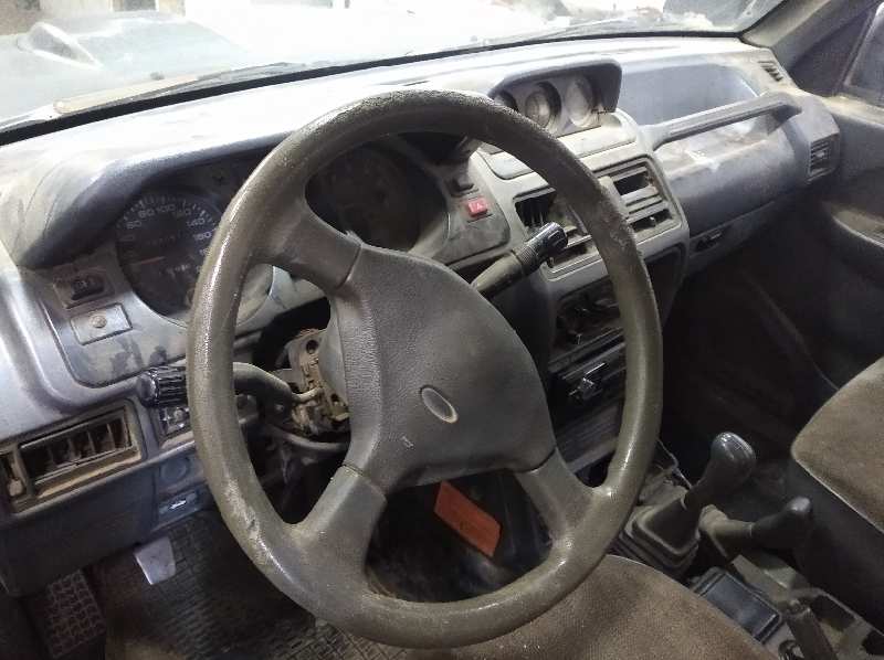 MITSUBISHI MONTERO (V20/V40) 2800 TD GL (4-ptas.)   |   03.95 - ... foto 10
