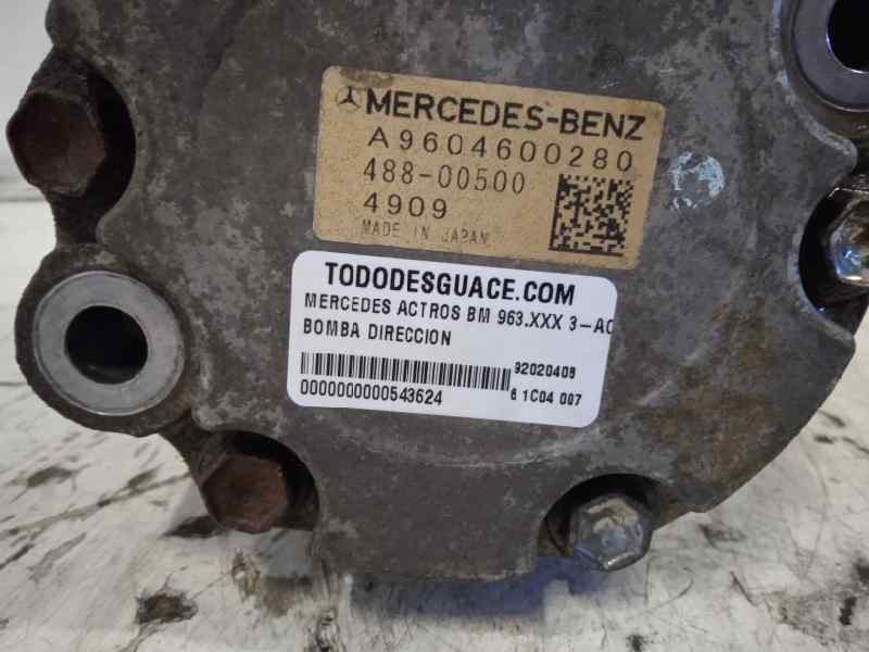 BOMBA DIRECCION MERCEDES ACTROS BM 963.XXX 3-ACHSER 25XX 6x2 OM470 Fahrgestell L BigSpace   |   06.12 - 12.19
