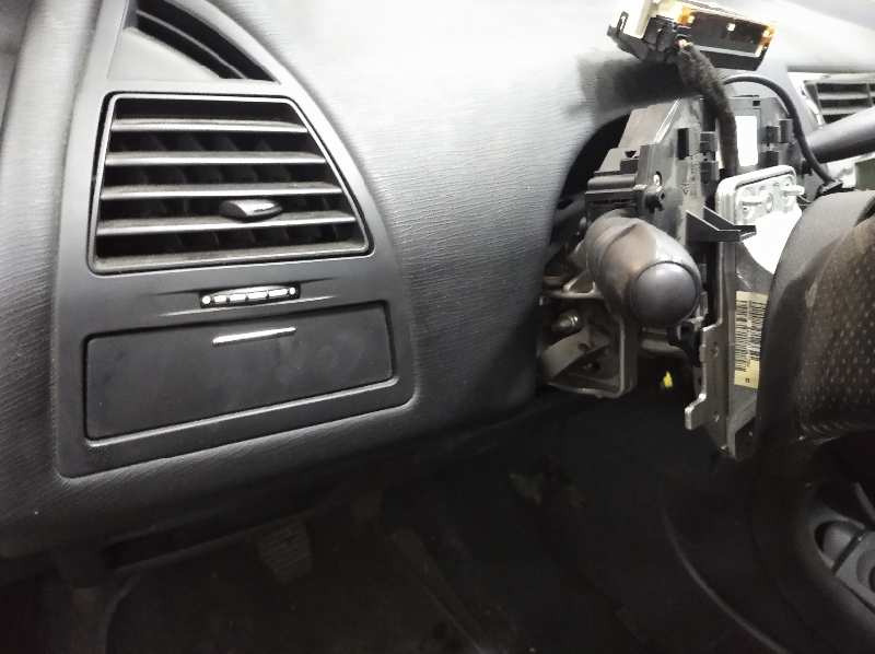 CITROEN C4 BERLINA *   |   0.04 - ... foto 11