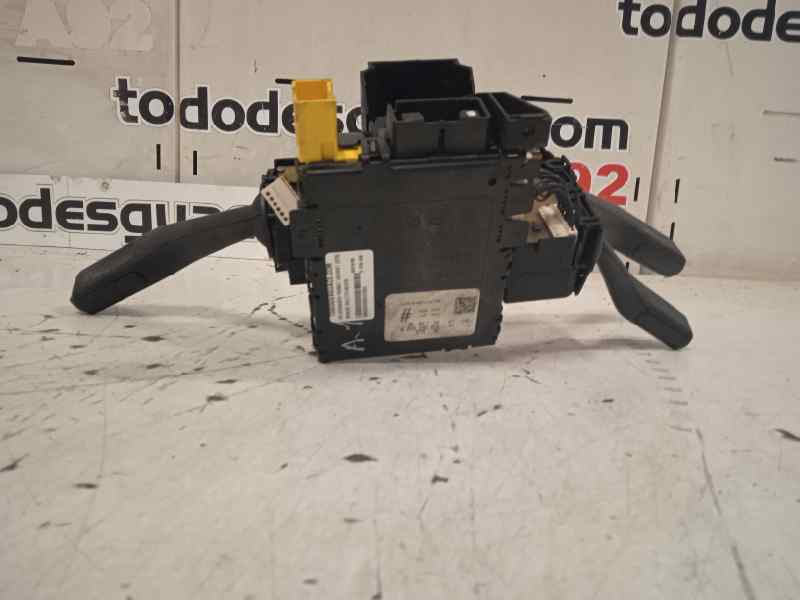 MANDO MULTIFUNCION VOLKSWAGEN PASSAT VARIANT (3C5) Advance   |   08.05 - 12.09