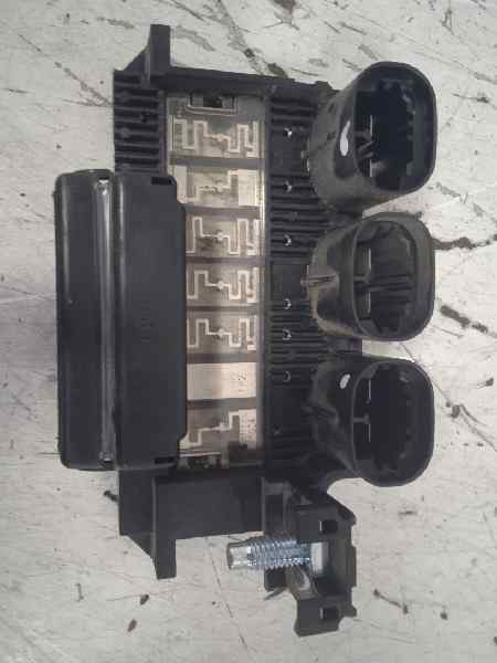CAJA RELES / FUSIBLES FIAT SCUDO (222) 2.0 16V JTD ELX Kombi (7 Sitze)   |   0.04 - ...