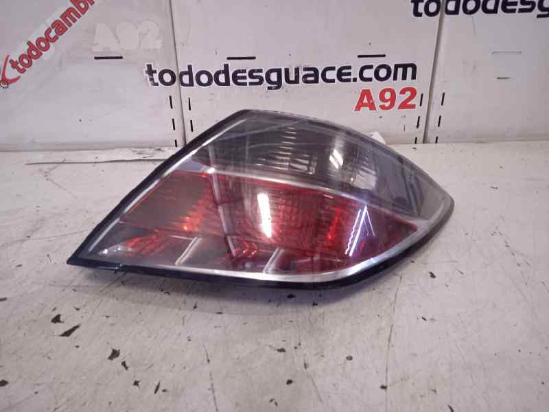 PILOTO TRASERO DERECHO OPEL ASTRA GTC Cosmo