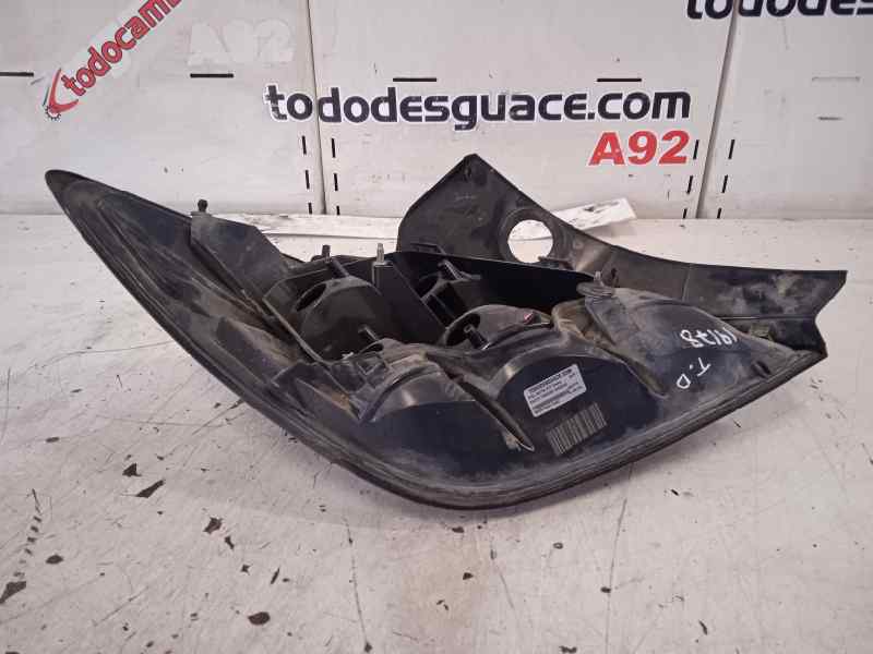 PILOTO TRASERO DERECHO OPEL ASTRA GTC Cosmo