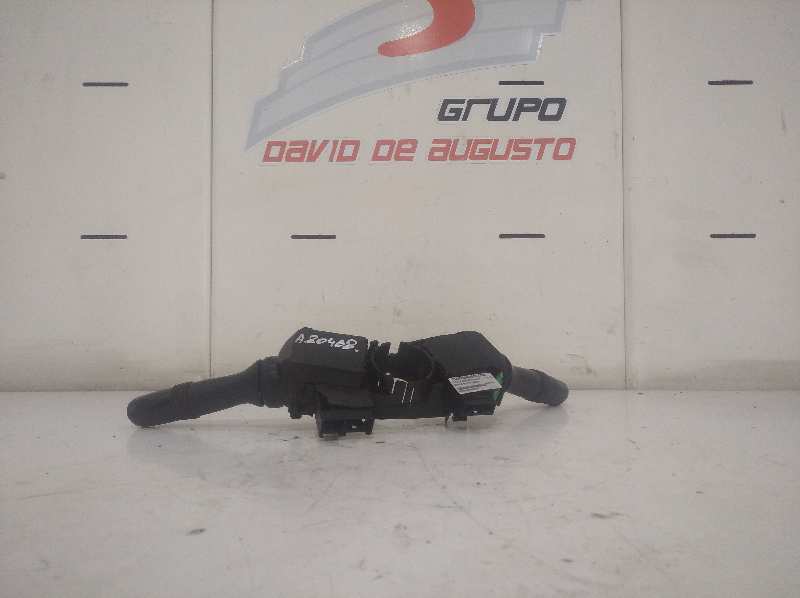 MANDO MULTIFUNCION TOYOTA AVENSIS Advance   |   02.15 - 12.18