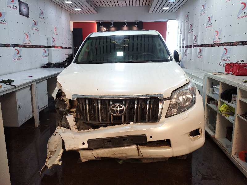TOYOTA LAND CRUISER (J15) Premium   |   10.09 - 12.10