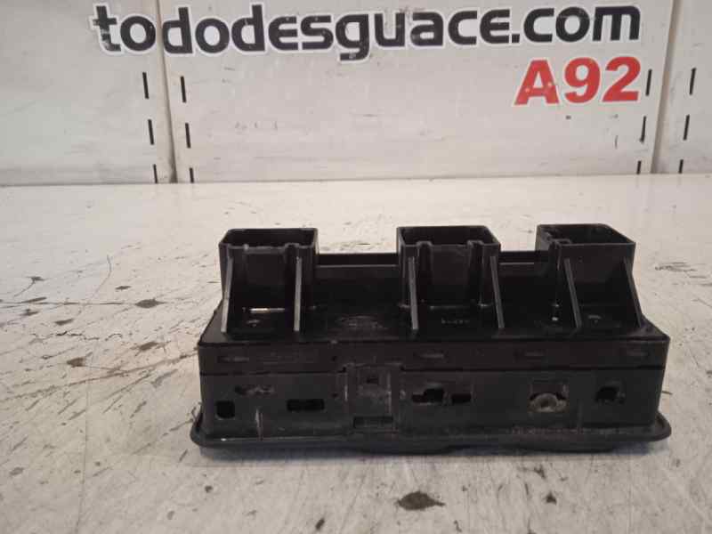 ELEVALUNAS DELANTERO IZQUIERDO LAND ROVER DISCOVERY (...) V6 TD HSE   |   08.04 - 12.09