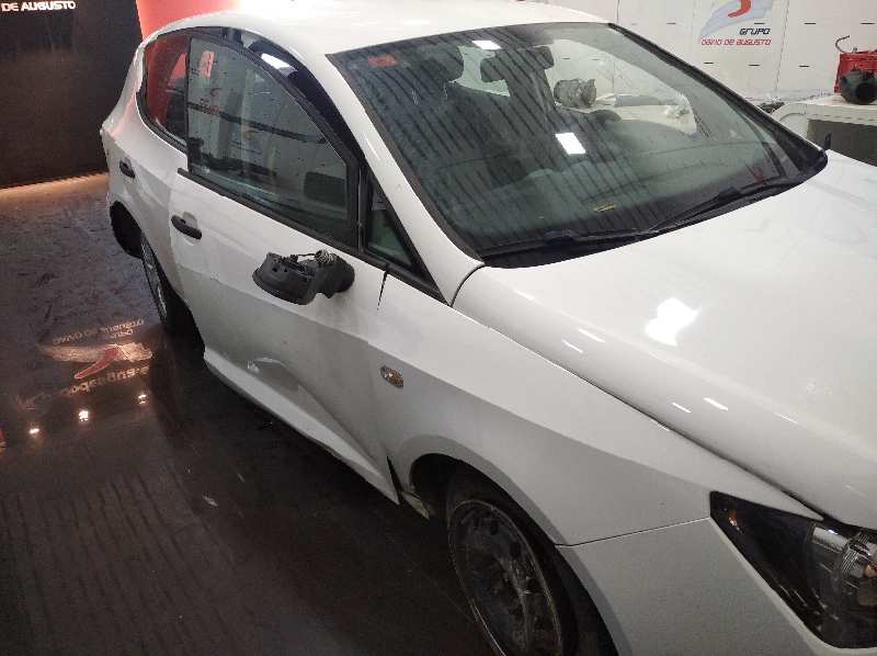 SEAT IBIZA (6J5) Reference   |   05.10 - 12.15 foto 3