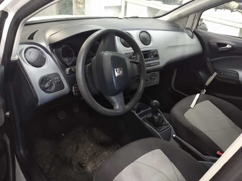 SEAT IBIZA (6J5) Reference   |   05.10 - 12.15 foto 10