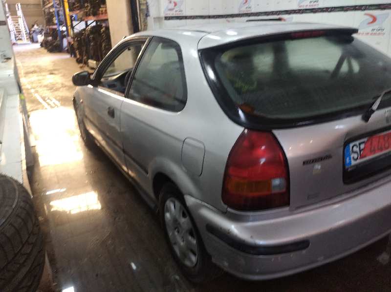 HONDA CIVIC BERLINA 3/4 (EJ/EK) 1.4 S 3 Berlina (EJ9)   |   09.95 - 12.00 foto 5