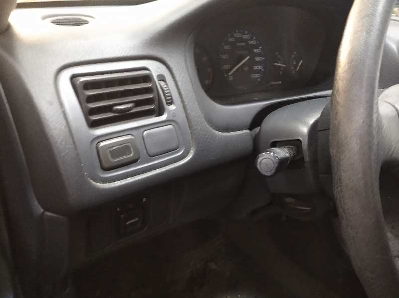 HONDA CIVIC BERLINA 3/4 (EJ/EK) 1.4 S 3 Berlina (EJ9)   |   09.95 - 12.00 foto 10