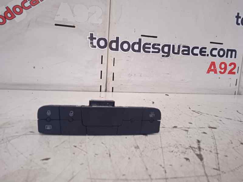 INTERRUPTOR BLOQUE CIERRE CENTRALIZADO SEAT IBIZA (6J5) Reference   |   05.10 - 12.15