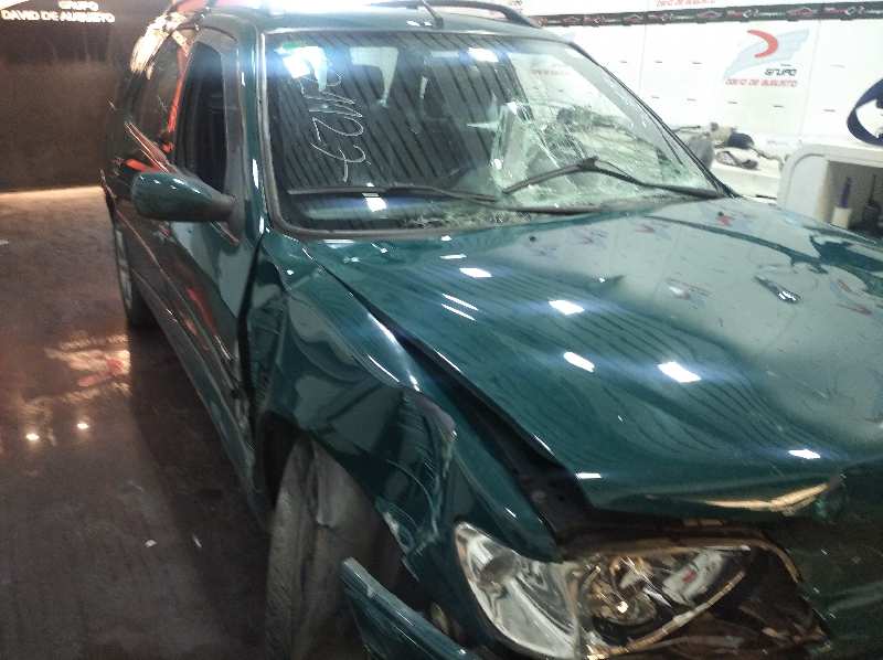 PEUGEOT 306 BREAK Boulebard Motor 2,0 Ltr. - 66 kW HDi CAT foto 3