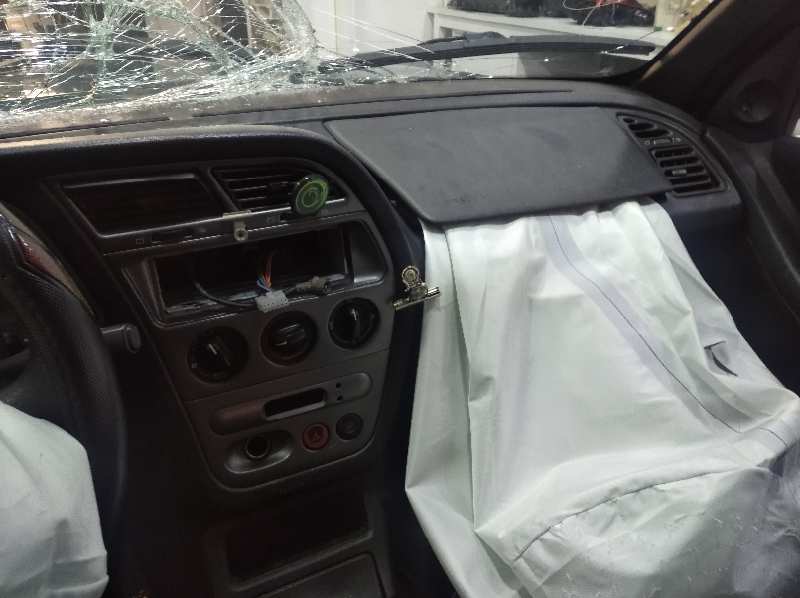 PEUGEOT 306 BREAK Boulebard Motor 2,0 Ltr. - 66 kW HDi CAT foto 11