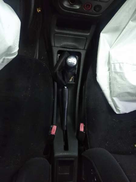 PEUGEOT 306 BREAK Boulebard Motor 2,0 Ltr. - 66 kW HDi CAT foto 12