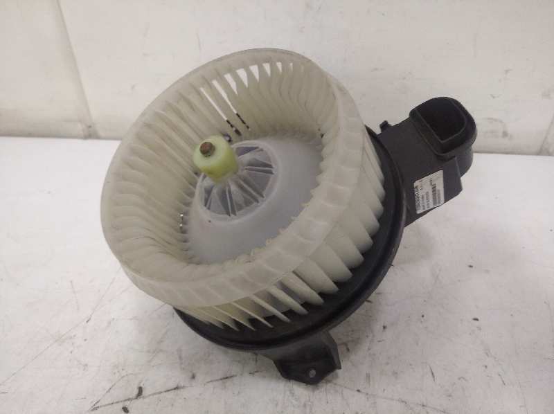 MOTOR CALEFACCION JAGUAR XE Portfolio   |   10.14 - 12.18