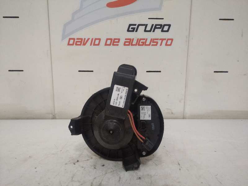 MOTOR CALEFACCION JAGUAR XE Portfolio   |   10.14 - 12.18