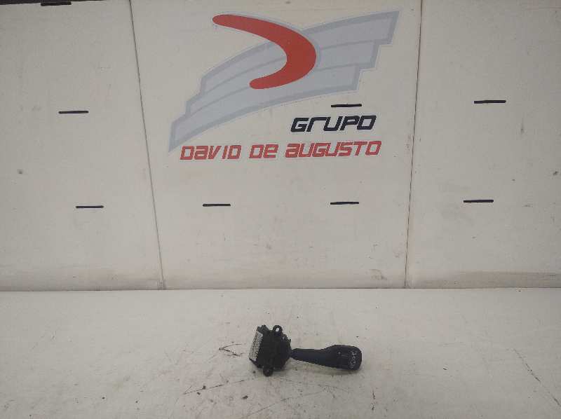 UNIDAD MANDO TELEMATICA JAGUAR XE Portfolio   |   10.14 - 12.18