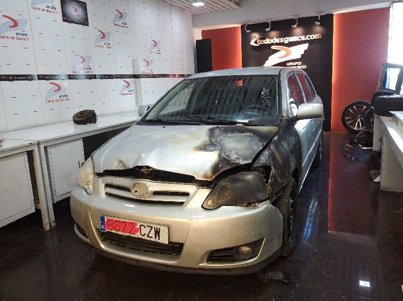 TOYOTA COROLLA (E12) 1.4 D-4D Luna Compact   |   05.04 - 12.07 foto 2