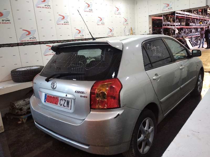 TOYOTA COROLLA (E12) 1.4 D-4D Luna Compact   |   05.04 - 12.07 foto 5