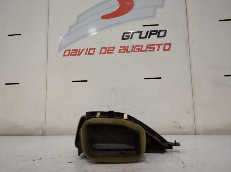 AIREADOR DELANTERO IZQUIERDO JAGUAR XE Portfolio   |   10.14 - 12.18