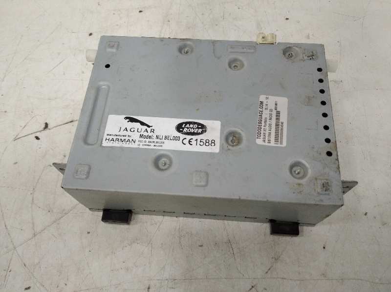 SISTEMA AUDIO / RADIO CD JAGUAR XE Portfolio   |   10.14 - 12.18