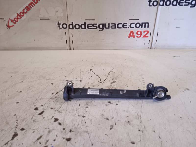 RAMPA INYECTORA AUDI A3 (8L) 1.6 Ambiente   |   09.96 - 12.00