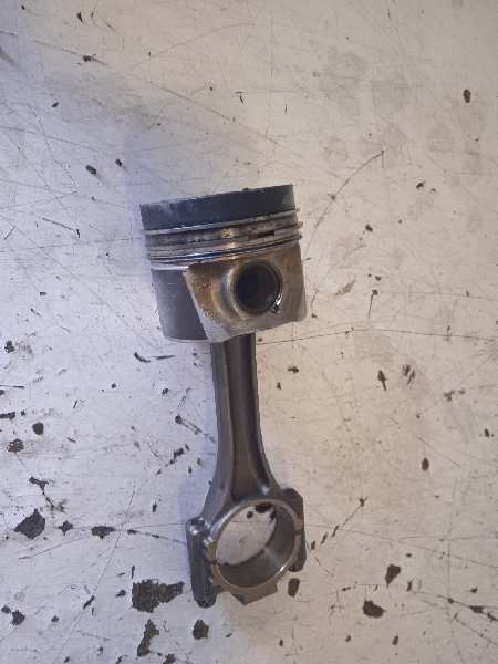 PISTON Y BIELA foto 2