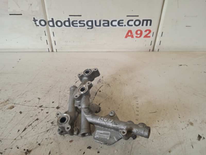 SOPORTE ENFRIADOR ACEITE MOTOR TOYOTA COROLLA (E15) High   |   0.08 - ...