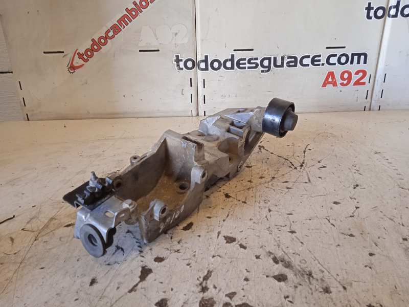 SOPORTE ALTERNADOR RENAULT KOLEOS Privilege   |   06.08 - 12.15