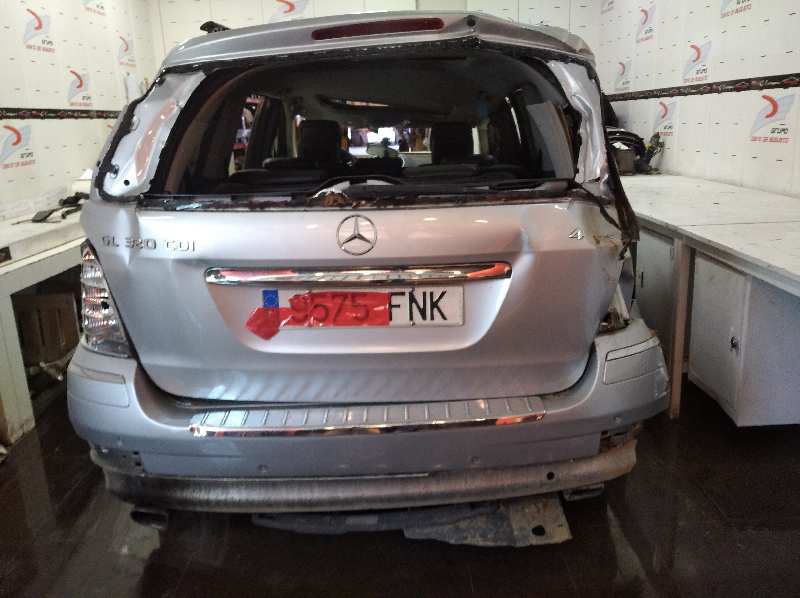 MERCEDES CLASE GL (X164) 320 CDI 4-Matic (164.822)   |   03.06 - 12.09 foto 7