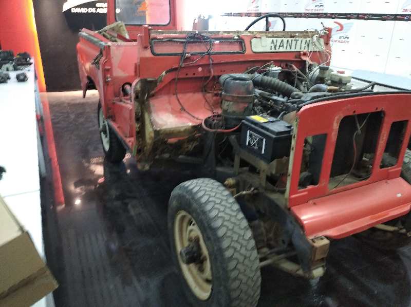 LAND ROVER 88" SERIES III SANTANA SANTA ANA LINARES   |   01.88 - 12.88 foto 6