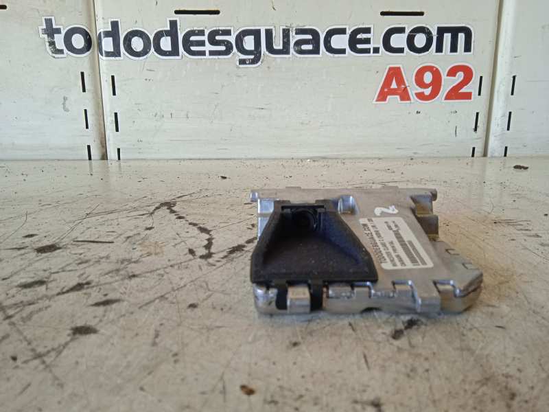 CAMARA FRONTAL MERCEDES CLASE C (W204) LIM. C 220 CDI BlueEfficiency (204.002)   |   01.11 - 12.14