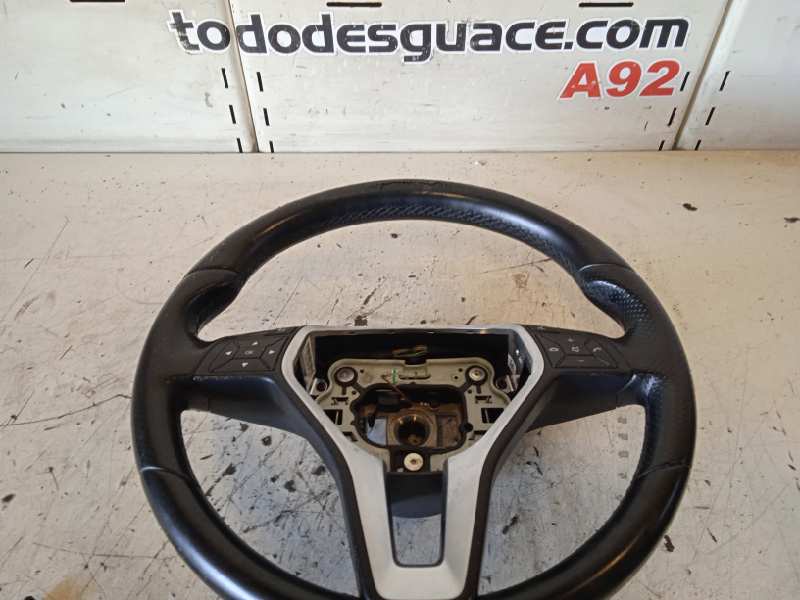 VOLANTE MERCEDES CLASE C (W204) LIM. C 220 CDI BlueEfficiency (204.002)   |   01.11 - 12.14