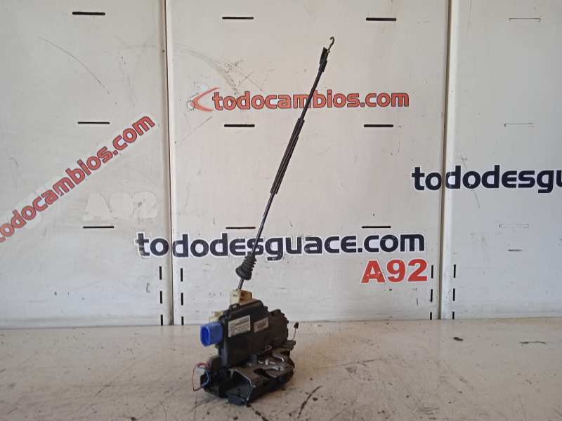 CERRADURA PUERTA DELANTERA IZQUIERDA