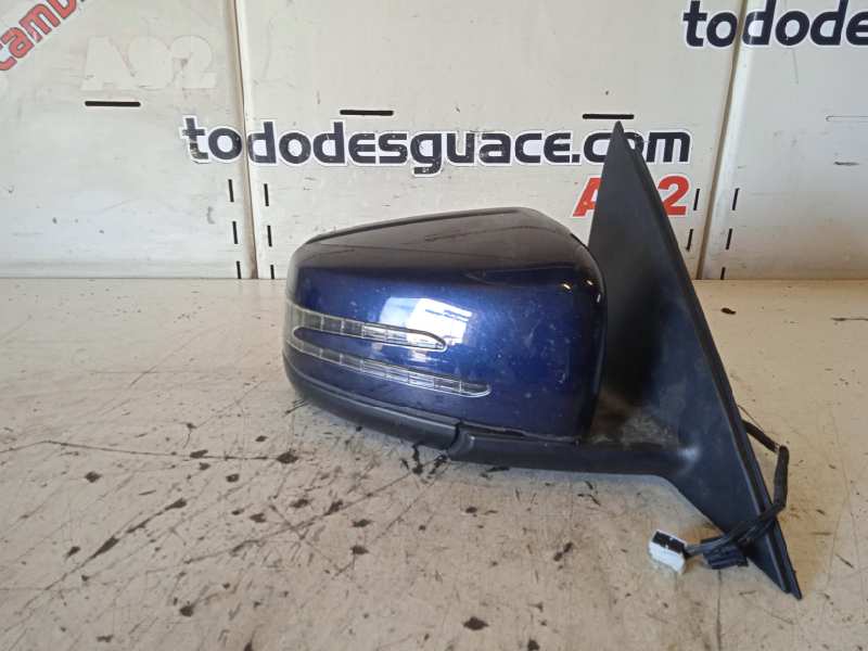 RETROVISOR DERECHO ELECTRICO