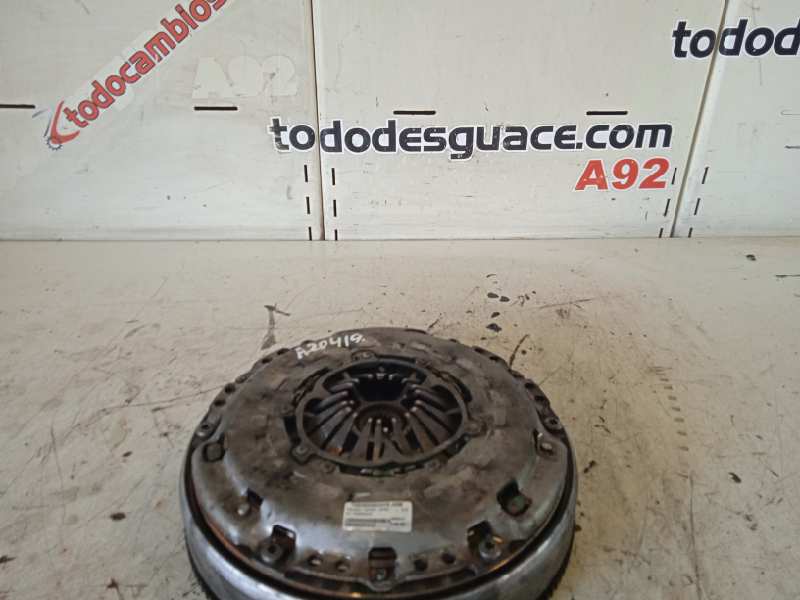 KIT EMBRAGUE PEUGEOT EXPERT TEPEE *   |   0.07 - ...